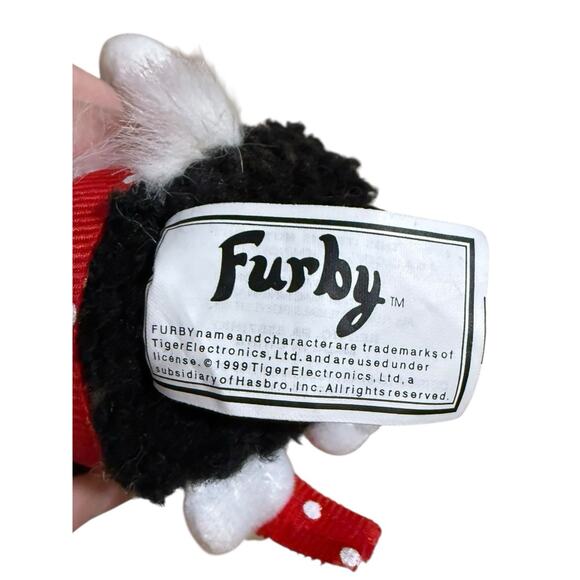 Vintage 1999 Furby Blue Eyes Christmas Ornament Black Santa Hat Xmas 4.5” - Picture 8 of 12